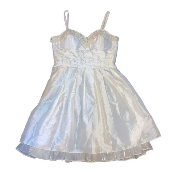 No Brand Dresses & Skirts - Vintage Y2K Katia Size Small Bridal Bachelorette Party White Tiered Mini Dress
